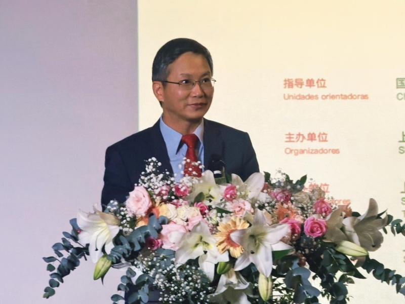 中国驻圣保罗总领事余鹏在2026巴西“中国·上海电影周”开幕式上致辞。戴萌摄